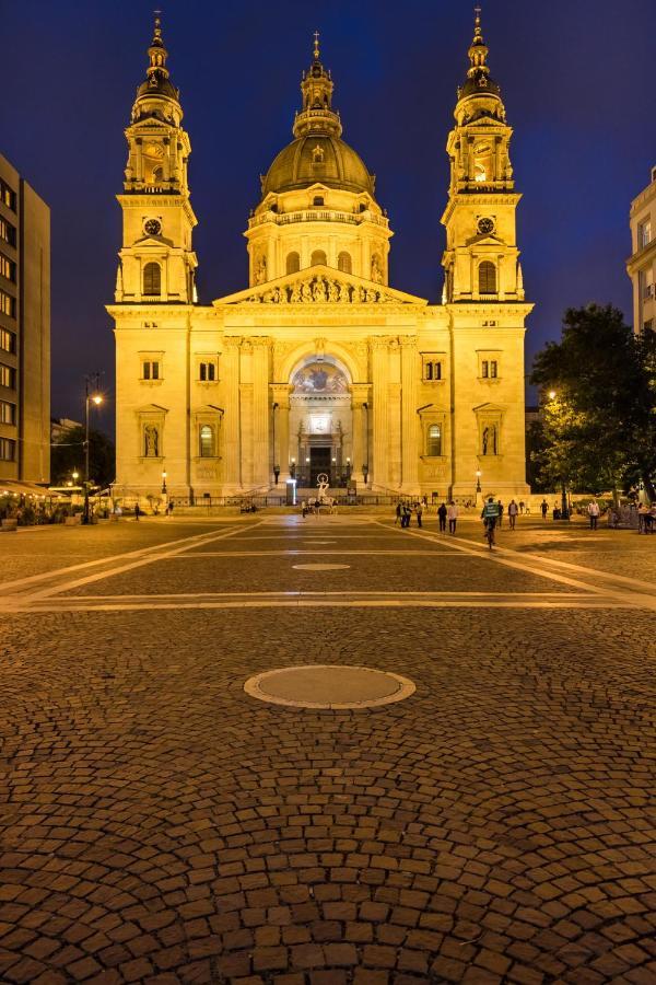 Imperial Suite With Basilika And Castle View Need Reservation For Free Parking Budapest Exterior photo
